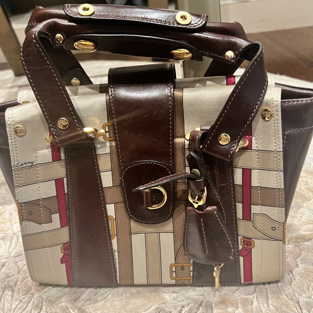 Elegant Brown and Beige Women's Bag